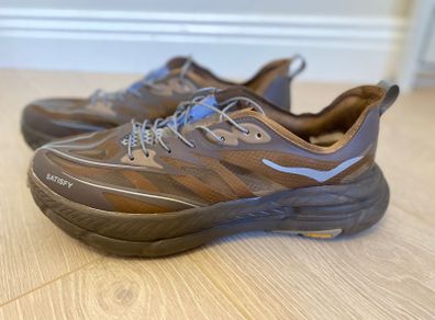 Satisfy x Hoka One One Mafate Speed 4 Lite Coffee