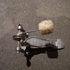 Pearl P-100 Kick Pedal