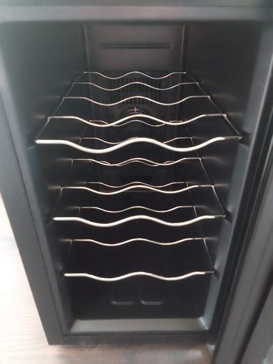 wine cooler fridge 8 bottle capacity.
