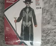Boys Halloween costumes 8-10 yrs and 6-8 yrs