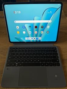 OnePlus Pad 2 (Mint Condition) + Original Smart Keyboard, Extra Case & Anker 45W Charger - Full Bundle!
