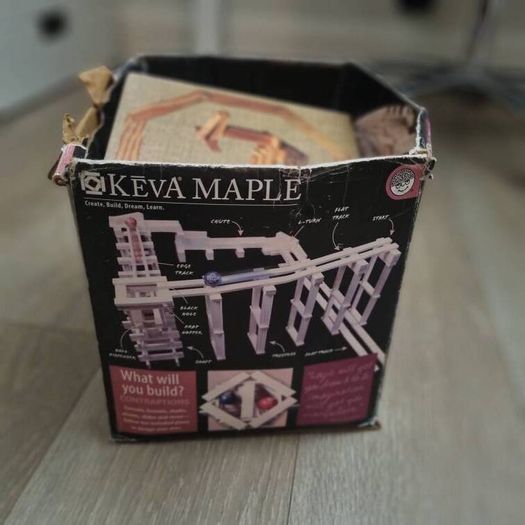 Kapla/Keva blocks (200) and book
