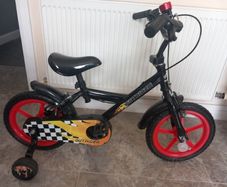 Kids outrider bike size 14 inch wheels