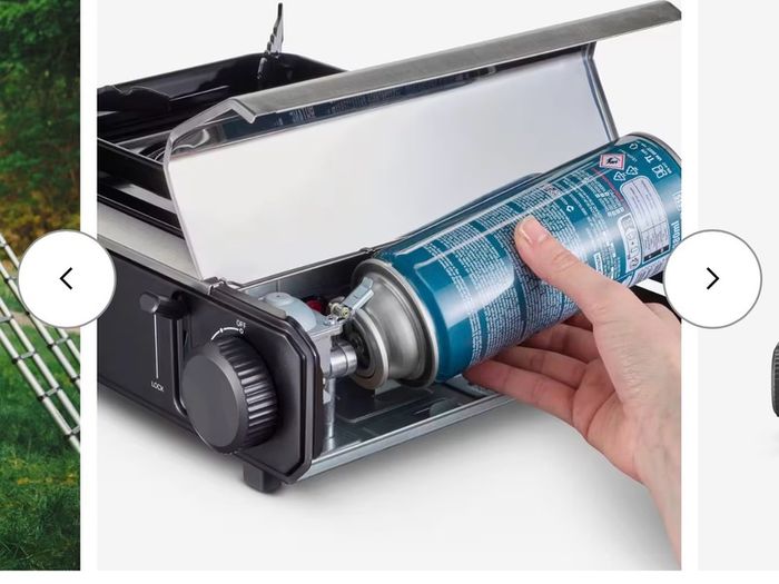 Single-burner camping gas stove and 4 gas cylinders