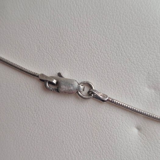 Necklace sterling silver with sparkle stone pendant