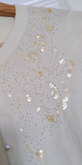 Beaded vintage retro A-Wear cardigan with pearl buttons