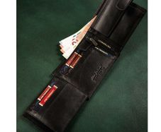 Vintage Style Wallet - genuine leather - new/in a box