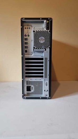Lenovo ThinkStation P620 AMD Ryzen Threadripper PRO 3975WX