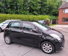 Low miles Yaris 42k kilometers only
