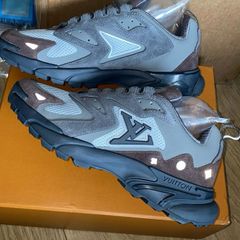Louis Vuitton Tatic Grey