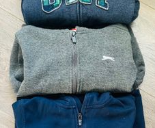 3 x Kids hoodies age 5-6 GAP and Slazenger