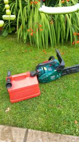 chainsaw