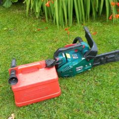 chainsaw