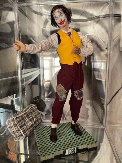 INART 1/6 Scale JOKER Joaquin Phoenix Bathroom Scene (Not Hot Toys)