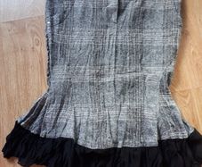 "POLE&POLE" Skirt. Size 6