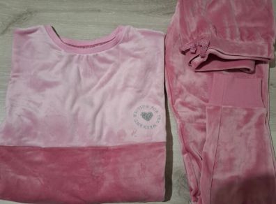 New velvet pyjama set size 33"34