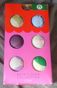 bath bombs ( ideal xmas idea )