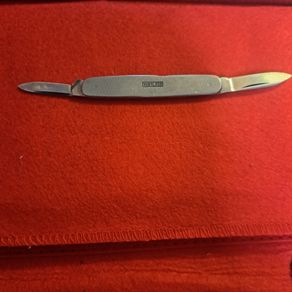 rustelss vintage pen knife