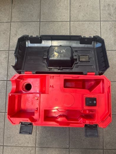 Milwaukee M18