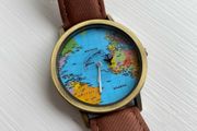 Unisex world map watch in good condition
