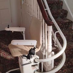 Curved Infinity Stairlift
