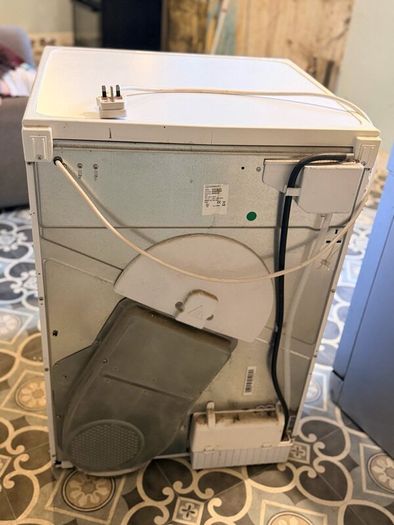 Indesit 8kg Condenser Tumble Dryer