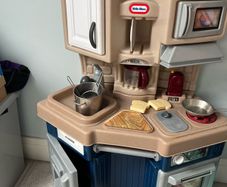 little tikes kitchen