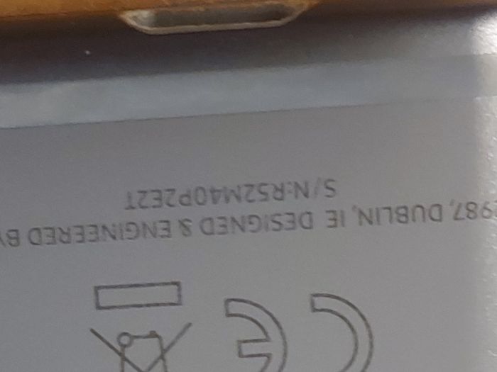 Samsung Galaxy Tab S5e. SM-T720, Crack on screen, Not powering on, for parts or repair
