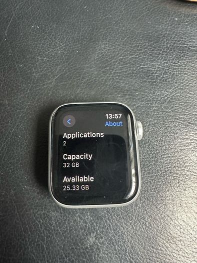 Apple Watch SE