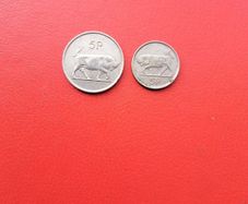 1982/1992  Irish 5p