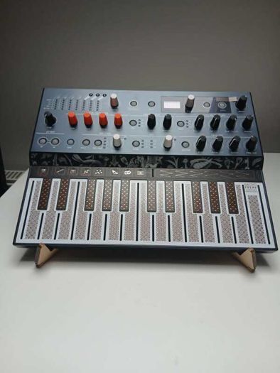 Cremacaffe Spike XL synth stand