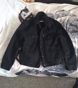 Levi's Men's Type 3 Sherpa Trucker Jacket