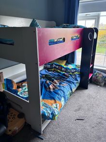 Kids bunk bed