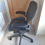 Herman Miller Classic Aeron Ergonomic Chair Size B Image 2