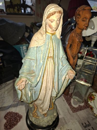 Vintage Virgin Mary Statue Our Lady of Grace and St. Joseph with Christ Child Statue, PRICE IS FOR 1 ONLY