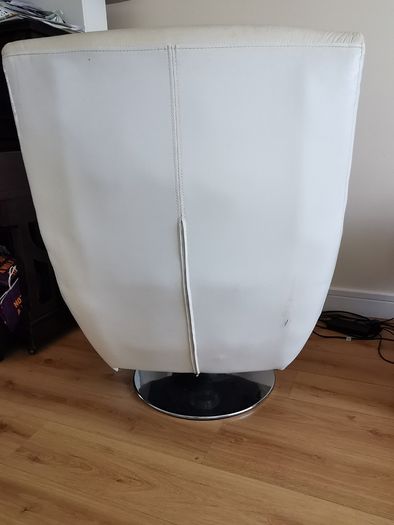 Armchair, swivel