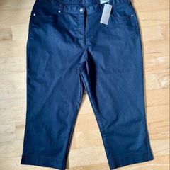 Gerke cropped  trousers, (20) new with tag