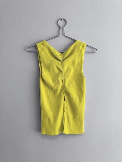Pre Owned Zara Lime Green Ribbed Knit Tank Top