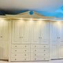 Wardrobe & Carpet Image 9