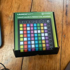 Novation launchpad mini (brand new)