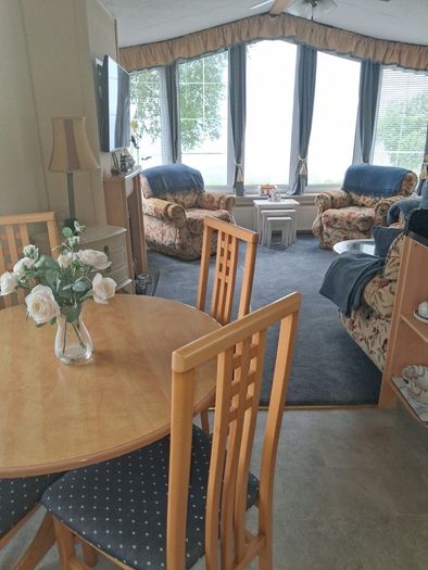 2 bed mobile home