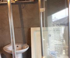 Bathroom shower tray & shower tray