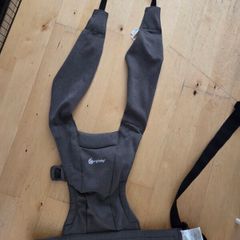 Ergobaby Embrace