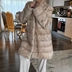 Elegant Italian Mink Fur Coat