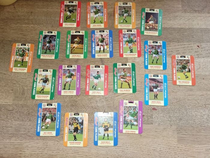Complete set Kellogg's World Cup USA 94 Pull-Out Cards