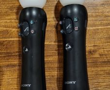 4 Just Dance PS4 games and Move Controllers