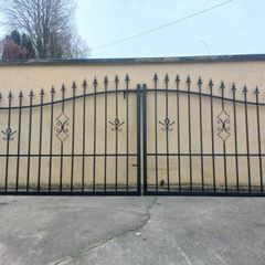 Entrance Gates 12ft