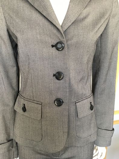 Mango suit. Size S.