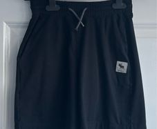 Boys Abercrombie shorts - age 9-10