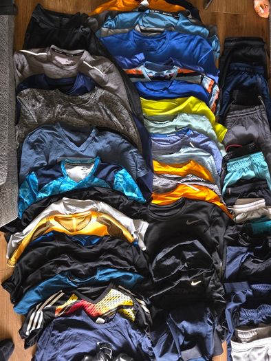 Huge amount small men's cloths
